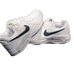 Nike Mens Air Max Excee Shoes Sneakers Size 9 CD4165-10 White and Black With Box